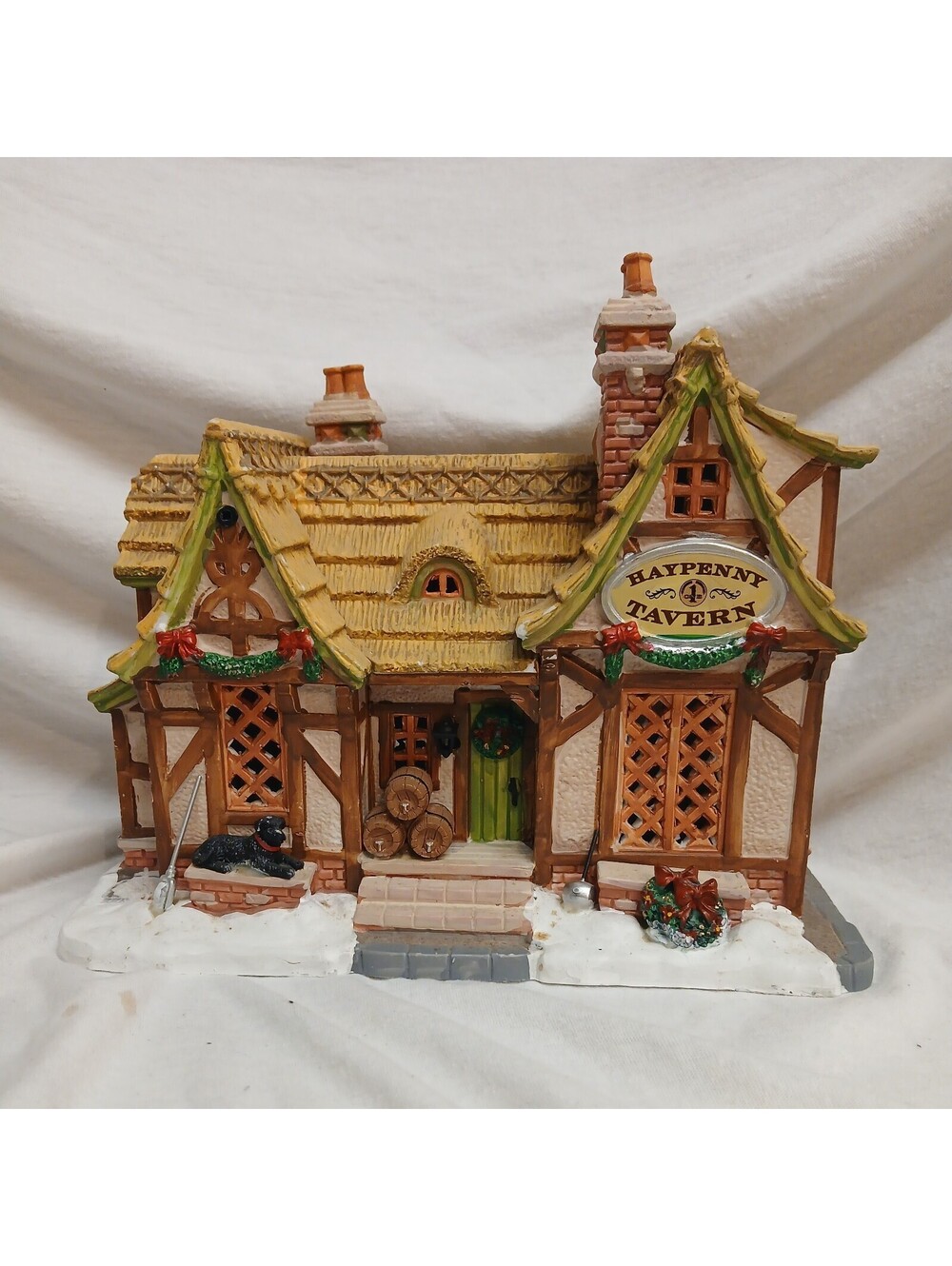 2012 LEMAX  "HAYPENNY TAVERN" #25343 NO LIGHT